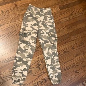 Garage camo cargo pants